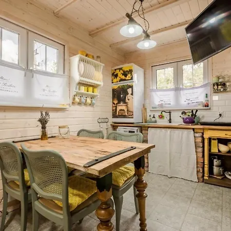 Ferienhaus In Mit Grill, Garten Und Terrasse - B54940 Sasino